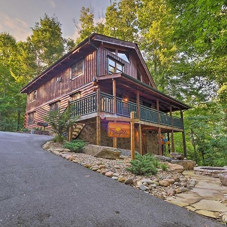 Gatlinburg Family Cabin With Private Hot Tub And Deck! Villa Exterior foto