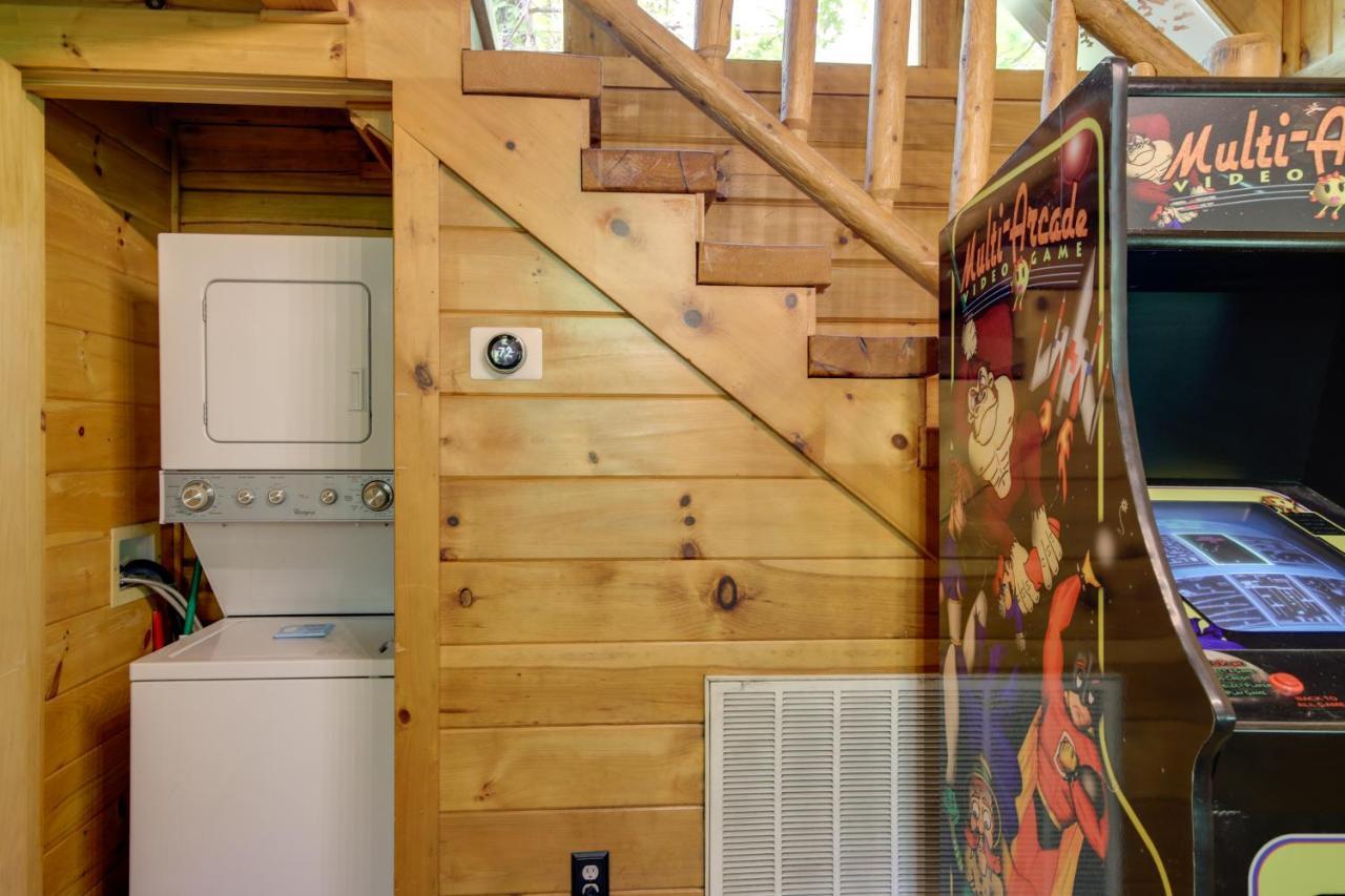 Gatlinburg Family Cabin With Private Hot Tub And Deck! Villa Exterior foto