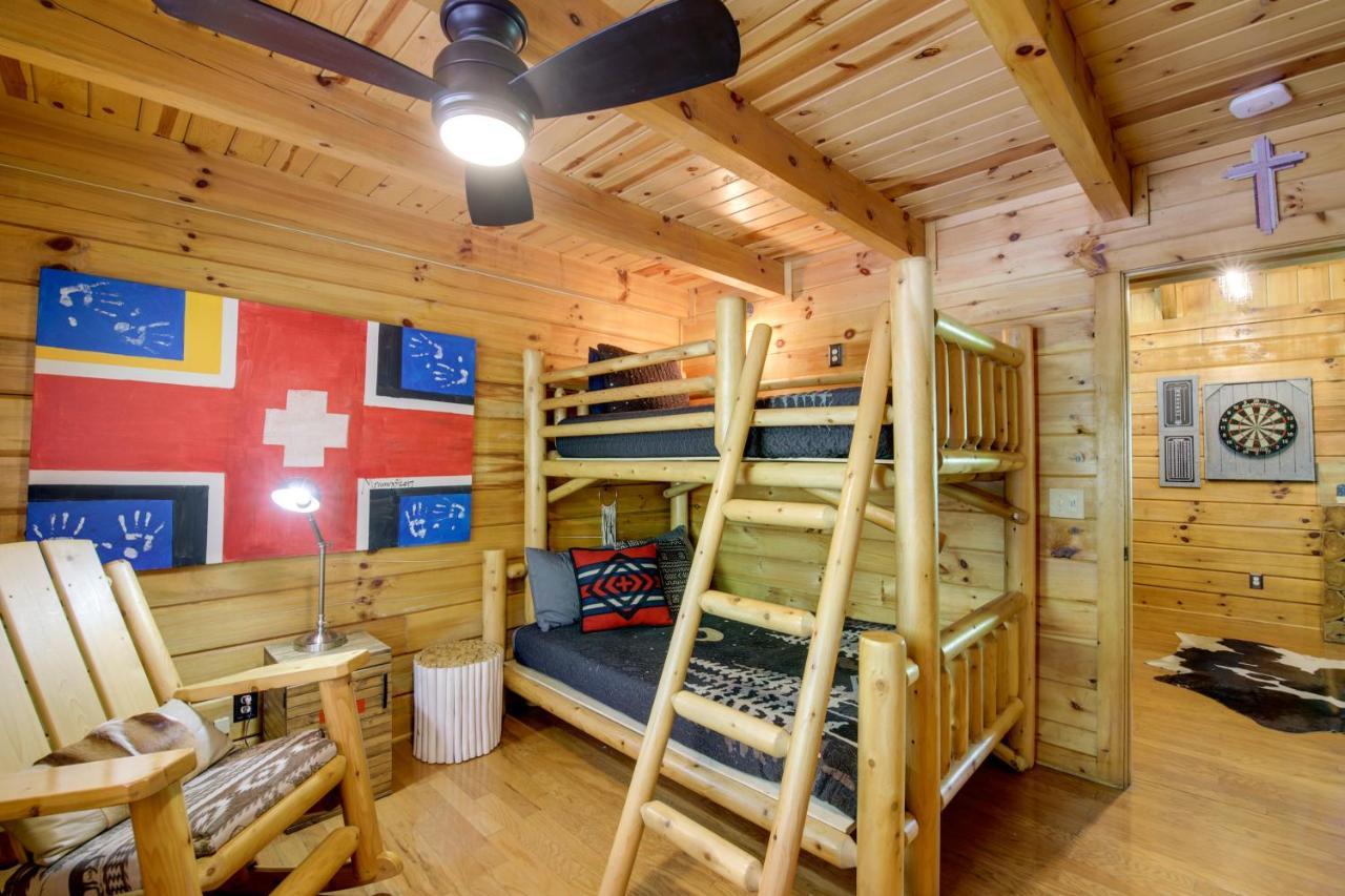 Gatlinburg Family Cabin With Private Hot Tub And Deck! Villa Exterior foto