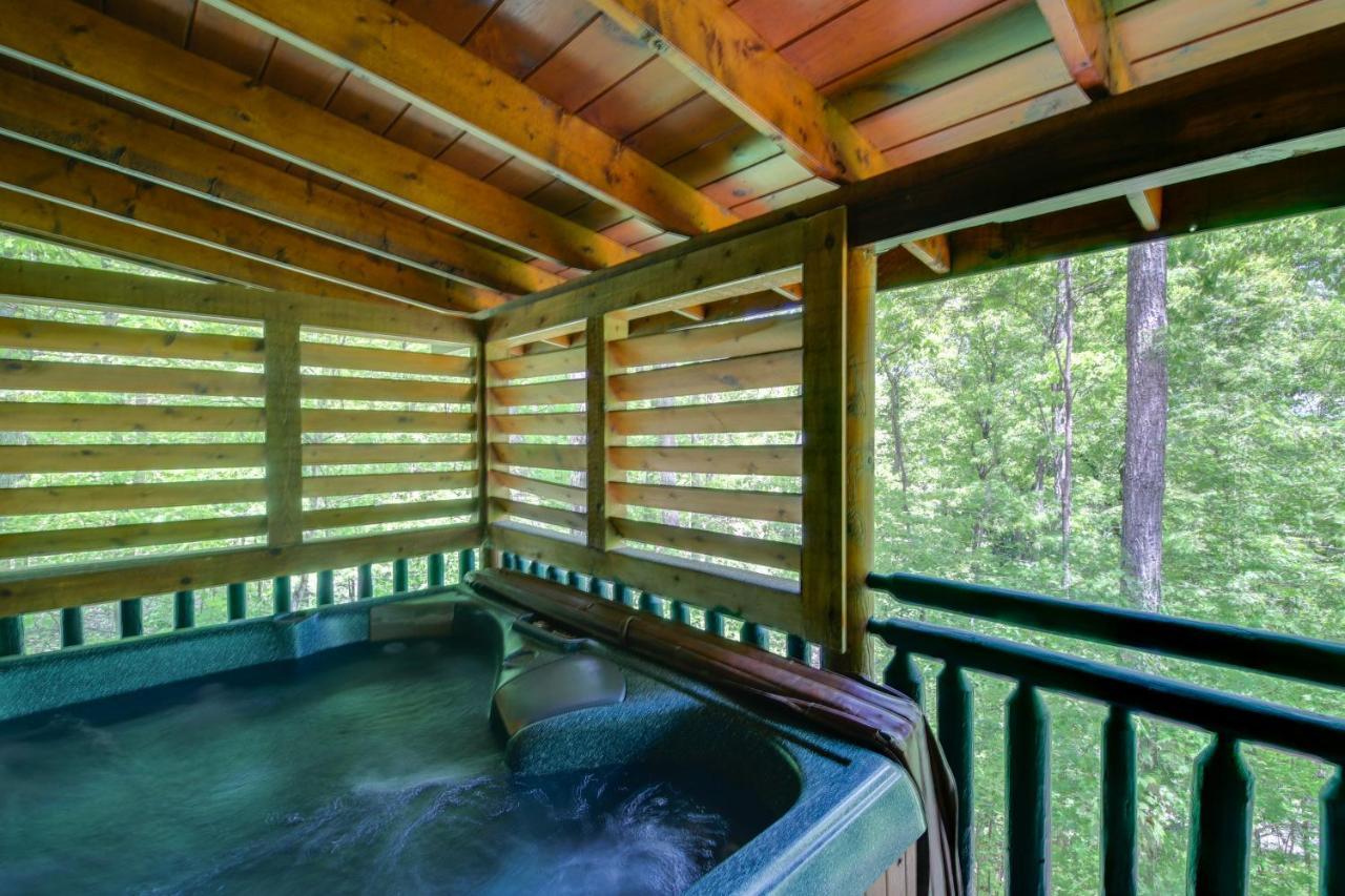 Gatlinburg Family Cabin With Private Hot Tub And Deck! Villa Exterior foto