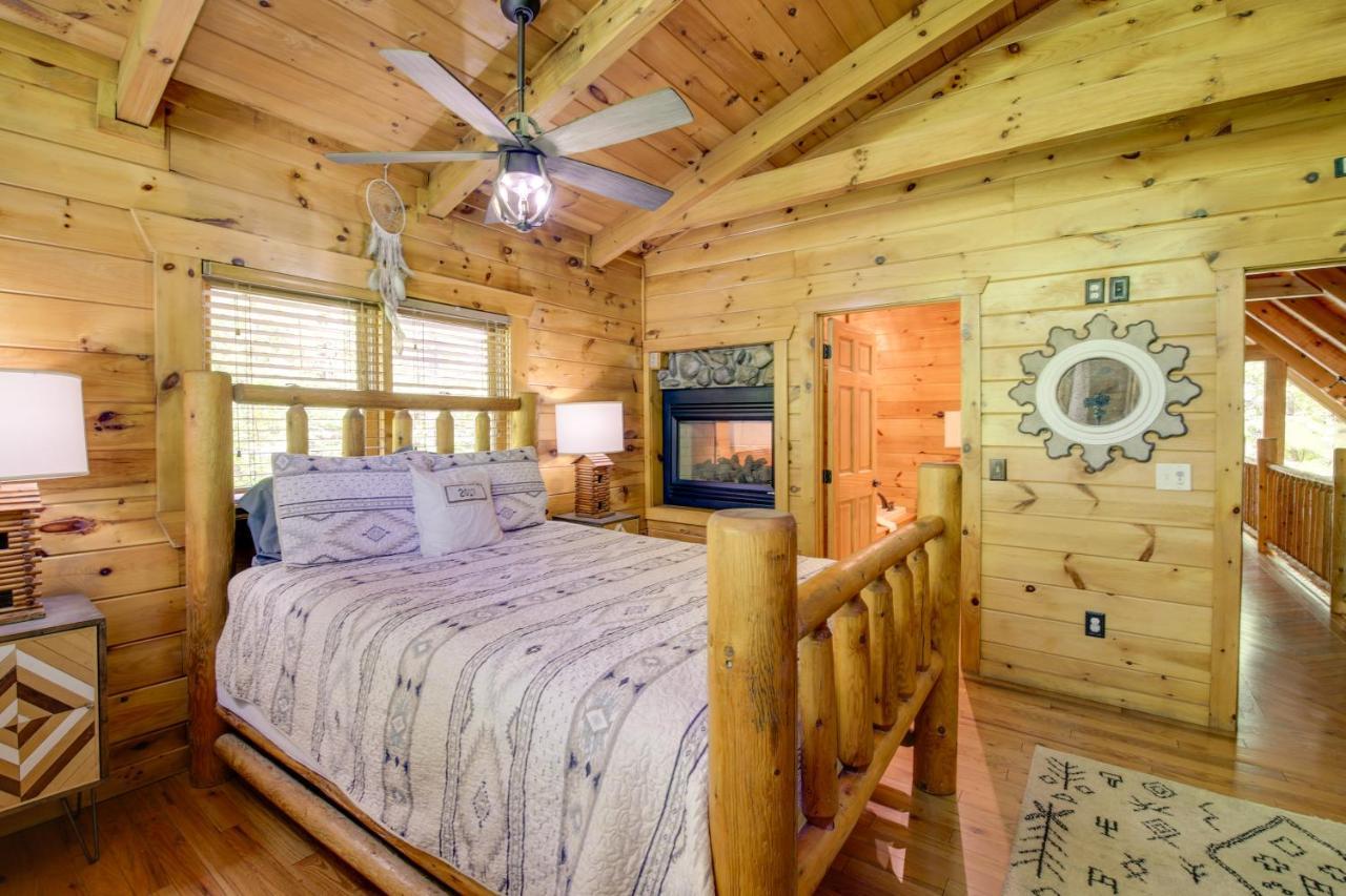 Gatlinburg Family Cabin With Private Hot Tub And Deck! Villa Exterior foto