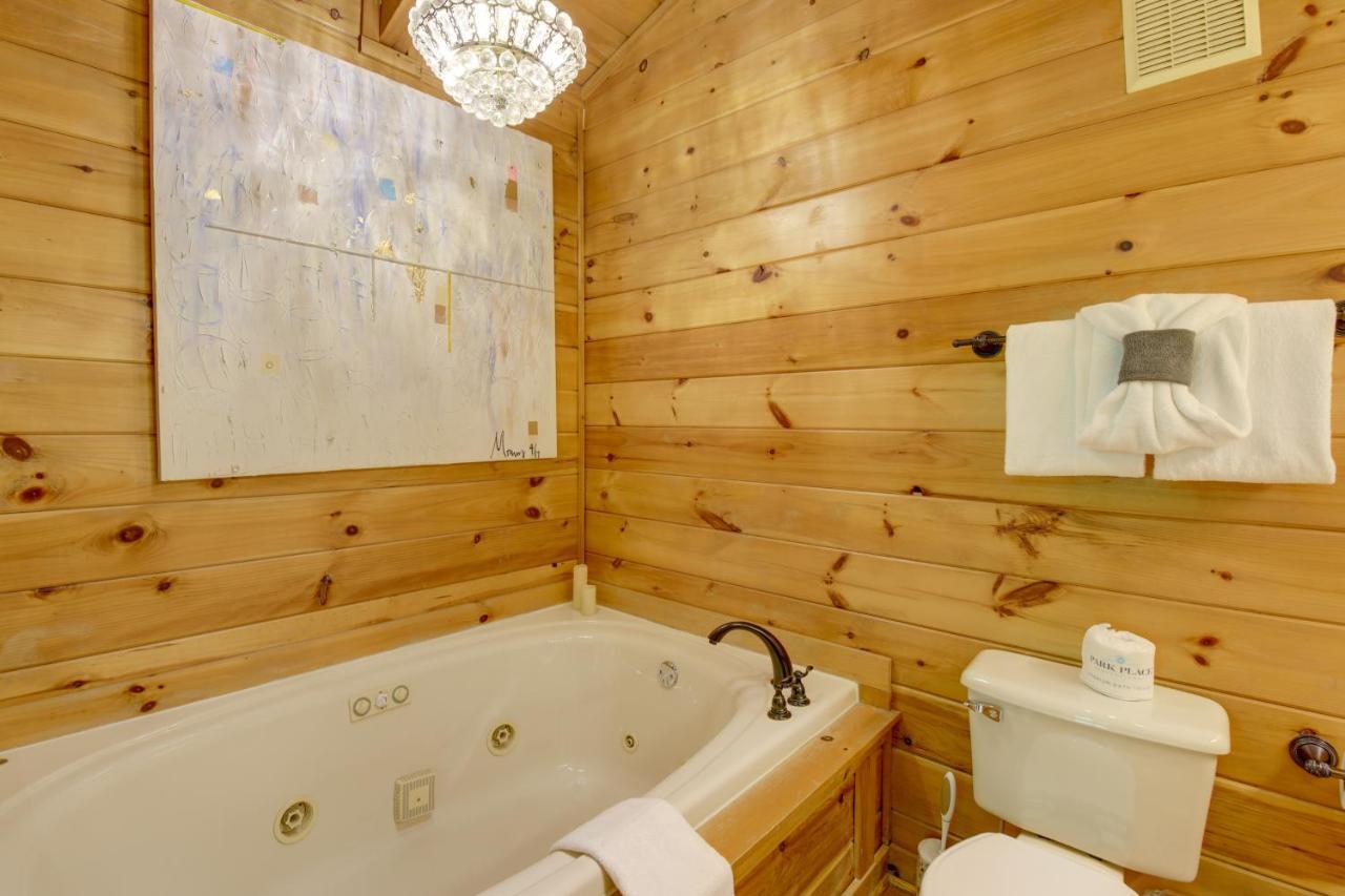 Gatlinburg Family Cabin With Private Hot Tub And Deck! Villa Exterior foto