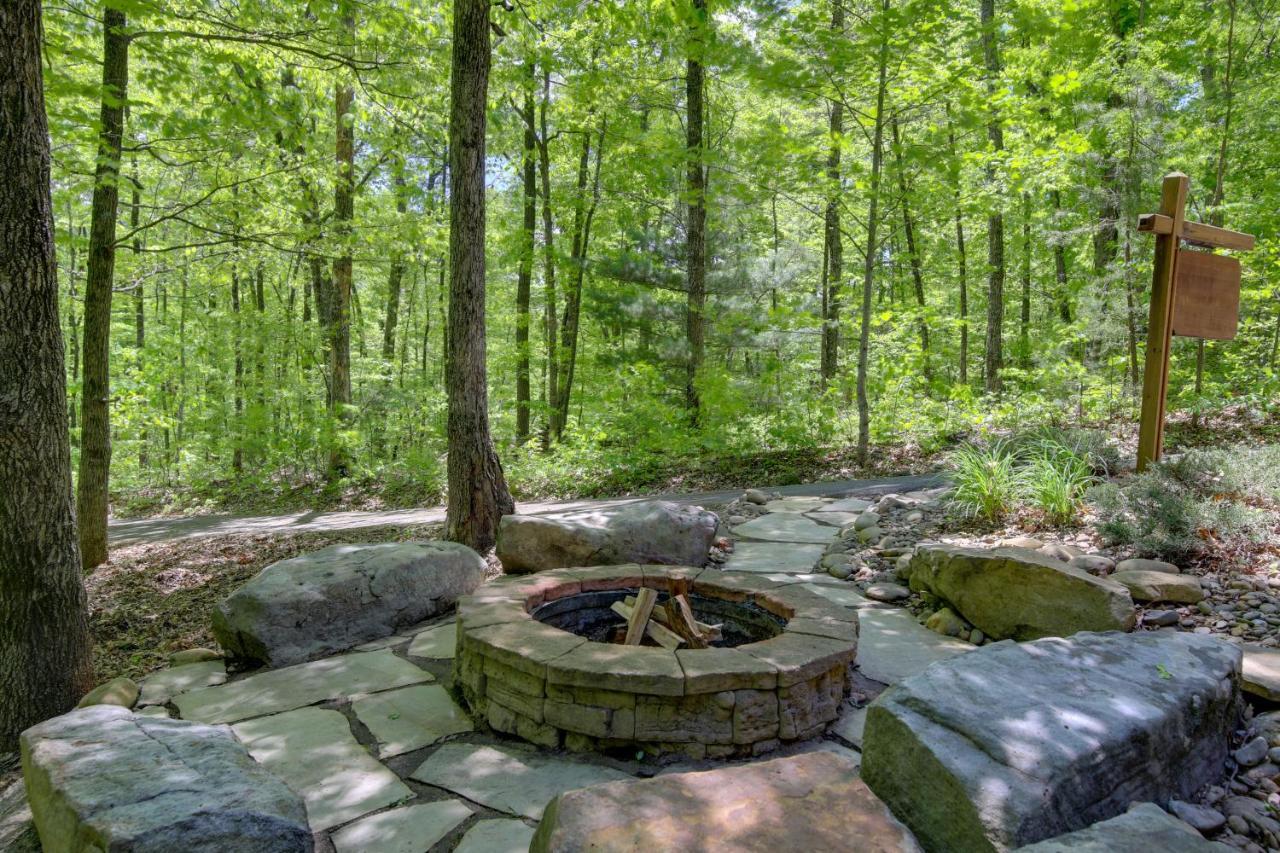 Gatlinburg Family Cabin With Private Hot Tub And Deck! Villa Exterior foto